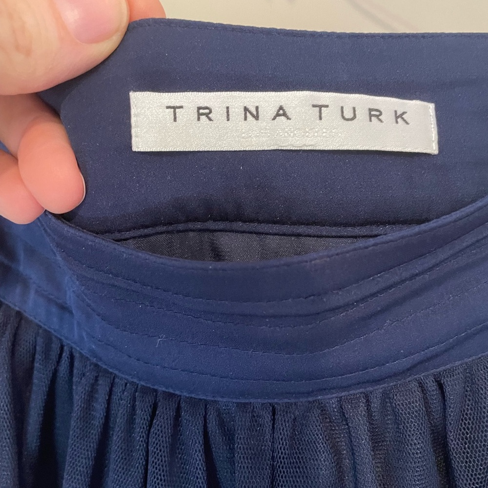 Elegant Navy Blue Tulle Women's Skirt - Picture 2 of 4